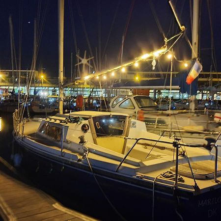 Charmant Voilier Chauffe Nuit Insolite Булонь-сюр-Мер Экстерьер фото